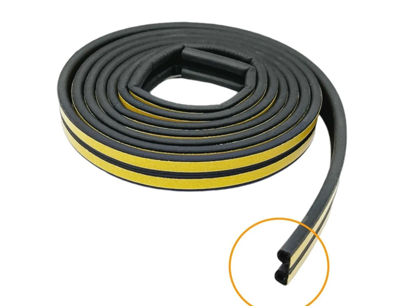 BURLETE AUTOADHESIVO MODELO "P" GOMA 5,2 mts NEGRO