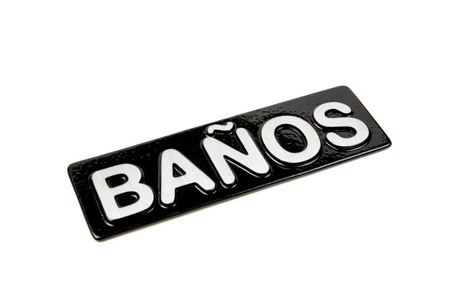 PLACA BAÑOS x 1u.