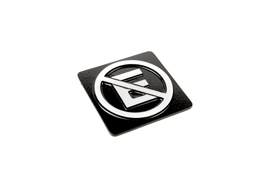 PLACA PROHIBIDO ESTACIONAR CHICA NEGRA ó ROJA x1u.