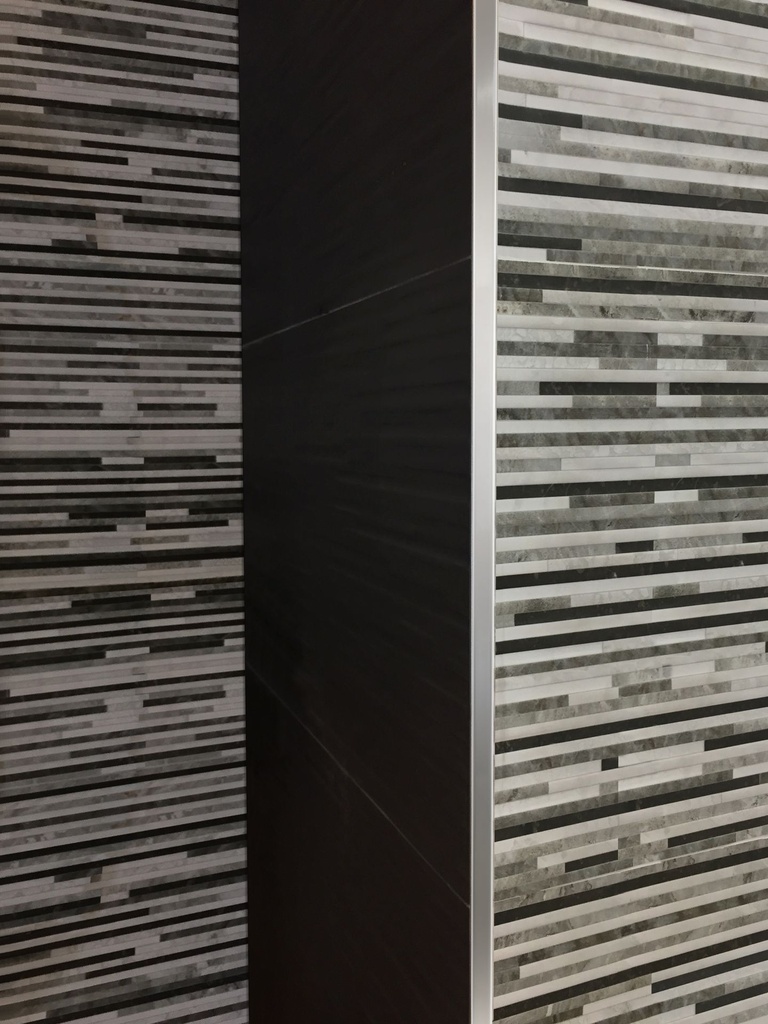 VARILLA EN L 10mm x 2.50m ALUMINIO CROMO BRILLANTE