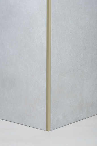 [AT.3425B] GUARDACANTO QUADRA 10mm x 2.5m ALUMINIO OLIVO